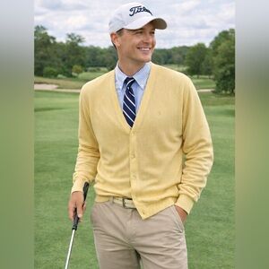 VTG Munsingwear Cardigan Knit Sweater Men’s L Yellow Penguin 90s Golf Preppy